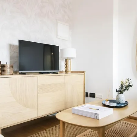 Easylife - - Garofalo 5 - Citta Studi * Milan